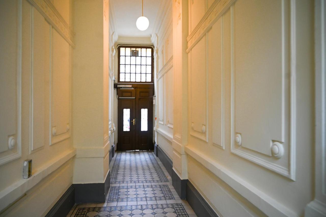 Hideaway Suite Danube Canal Vienna Exterior photo